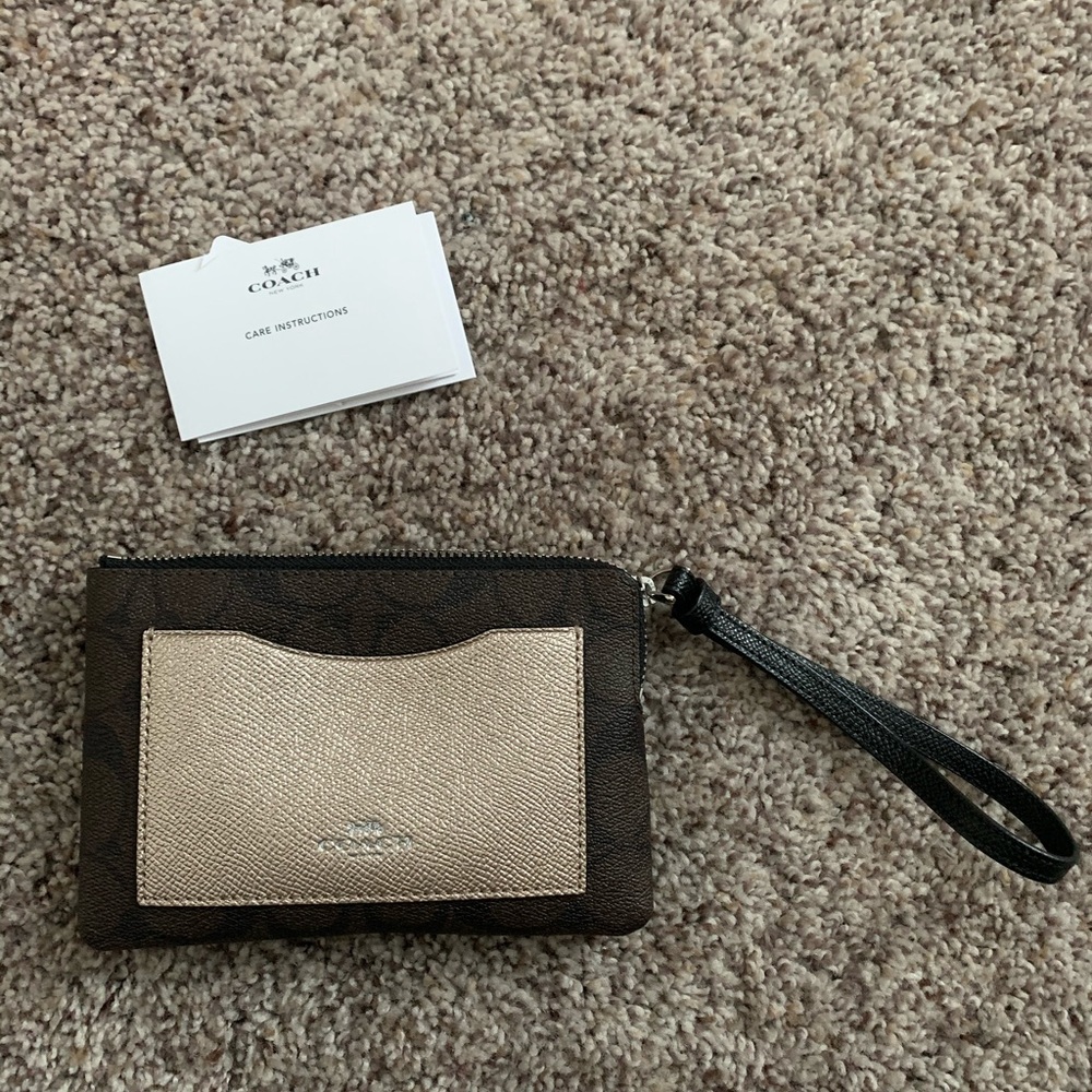 Coach Wrist Wallet